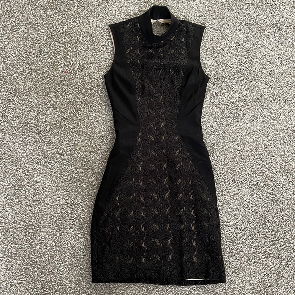 Bebe dress